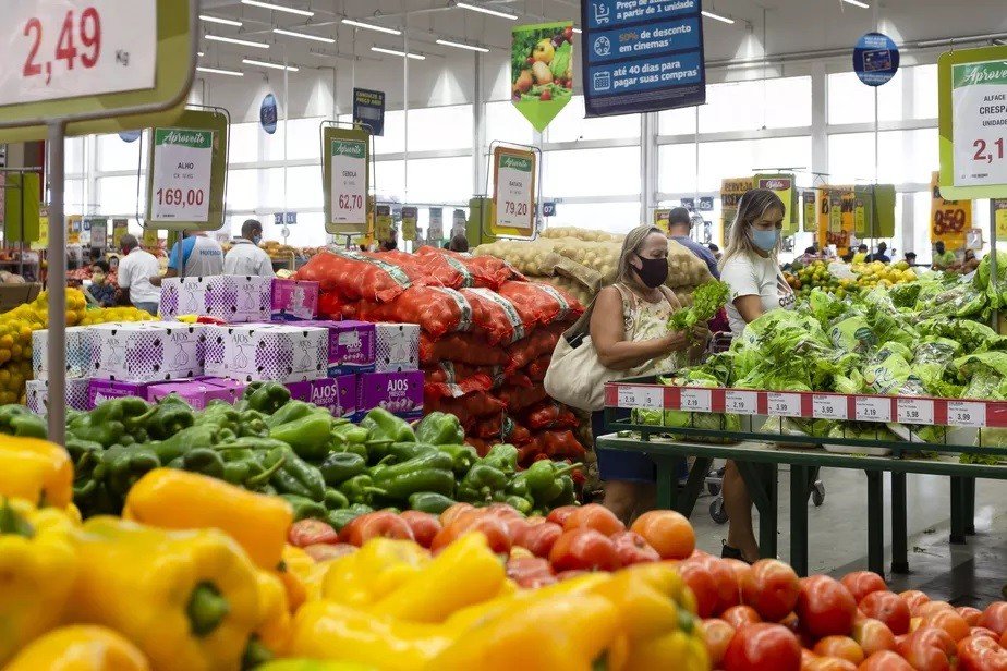 Reforma tributária do governo eleito deve reduzir desigualdade