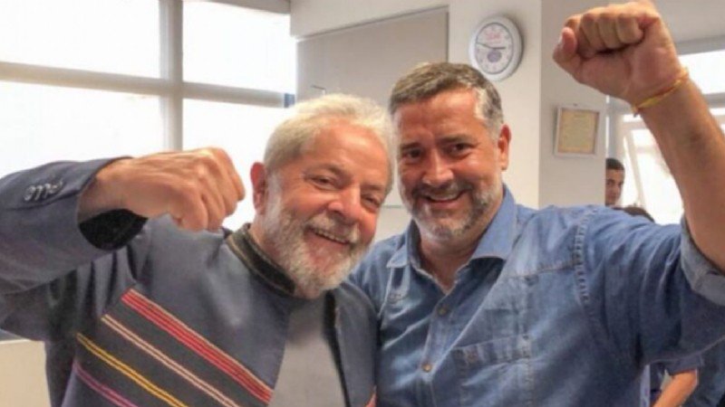 Paulo Pimenta diz que seu compromisso será “resgatar a credibilidade da comunicação do governo”