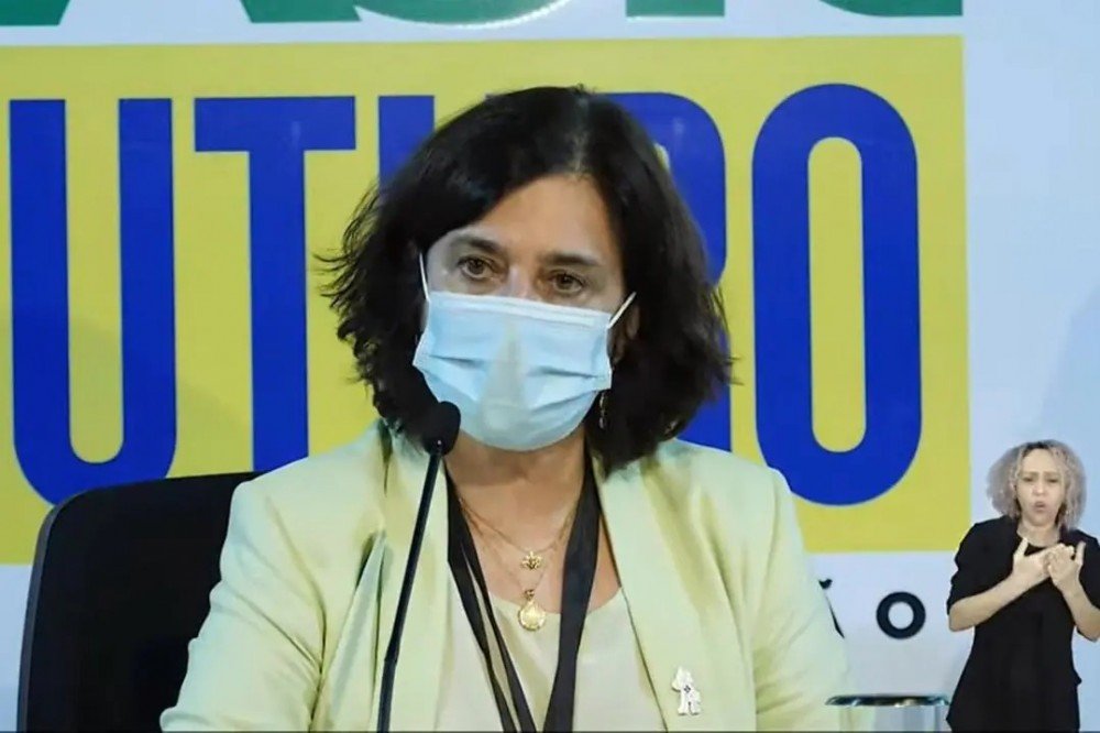 Nísia Trindade diz que vai reativar comitês de vacinação e de Covid