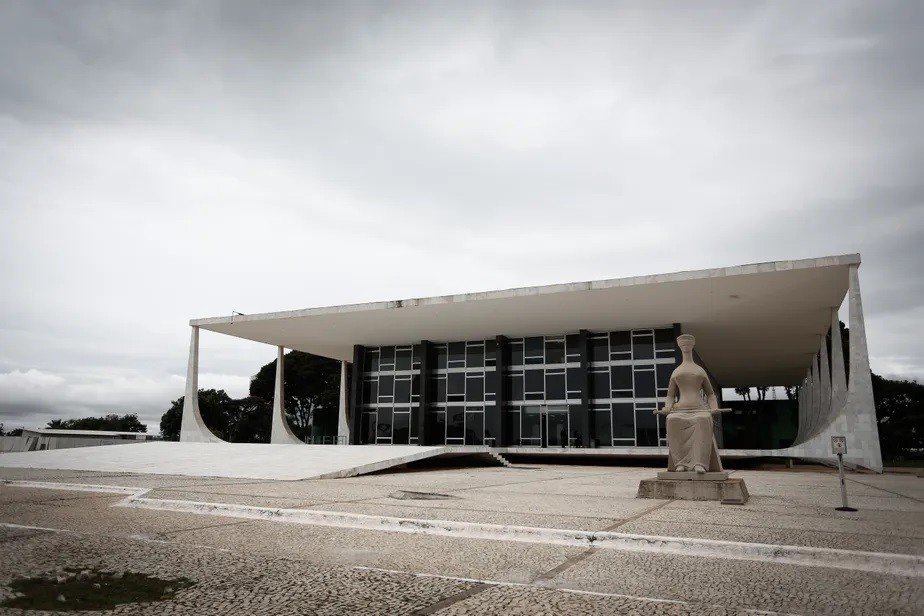 Após invasões, Congresso e STF reabrirão com maior esquema de segurança do período democrático