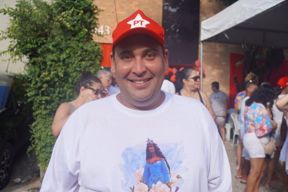 “Dia de celebrar o reencontro, a democracia e a construção de um Brasil plural e mais igualitário”, diz Éden na festa de Iemanjá