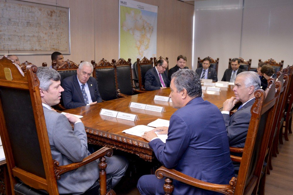 Rui Costa vai a Brasília para tratar da duplicação da BR-415 e da Fiol