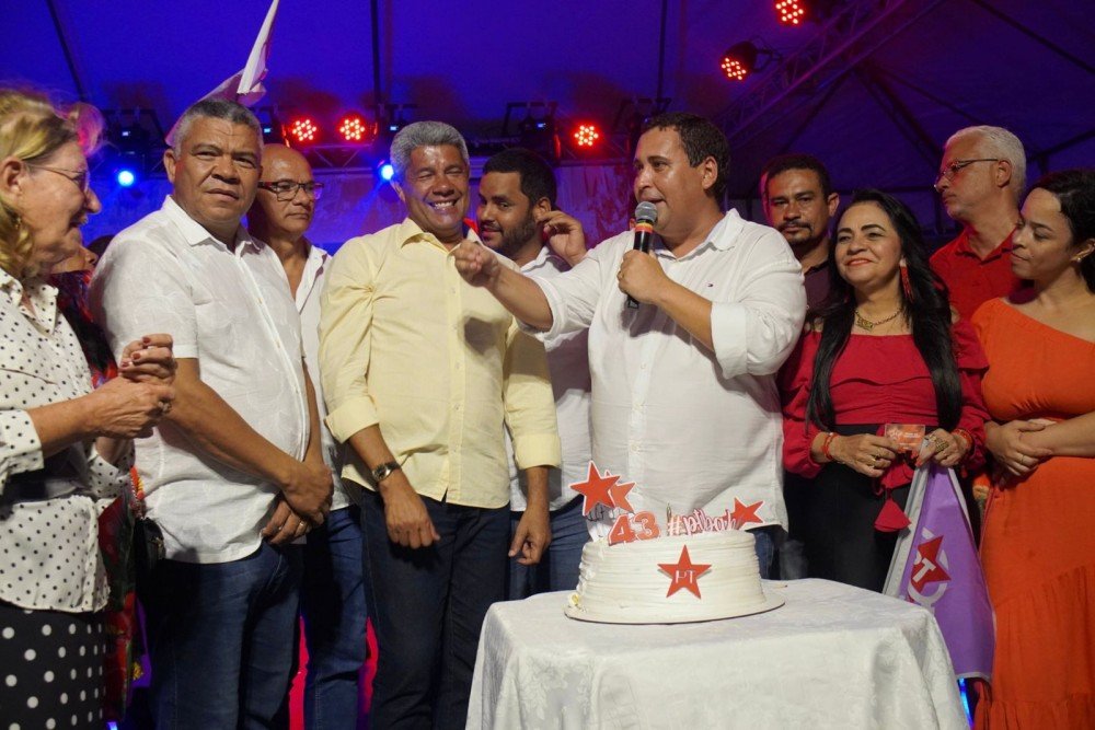 Jerônimo participa, na Bahia, da comemoração dos 43 anos de aniversário do PT