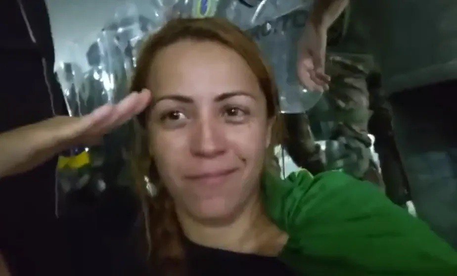 Golpista foragida foi presa e prestou depoimento incriminando membros da PM