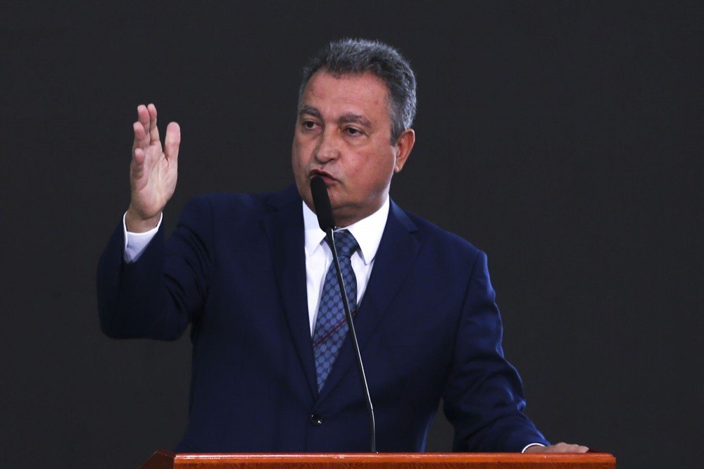 O ministro Rui Costa confirmou que o novo bolsa família começa em março