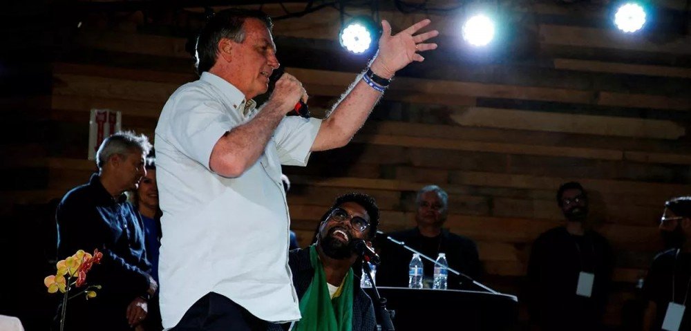 Fuga de Bolsonaro para Orlando já custou pelo menos R$ 432 mil aos cofres públicos