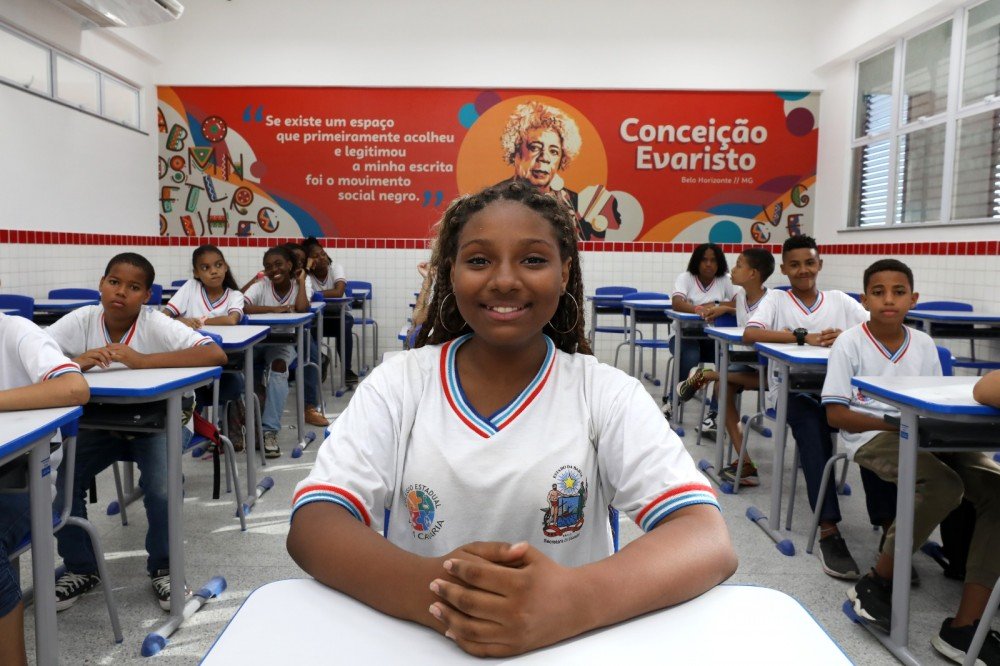 Bahia - professores e estudantes vão em busca de alunos que estão fora da escola