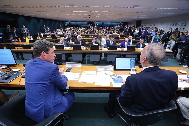 Reforma Tributária - relatório será apresentado em 16 de maio