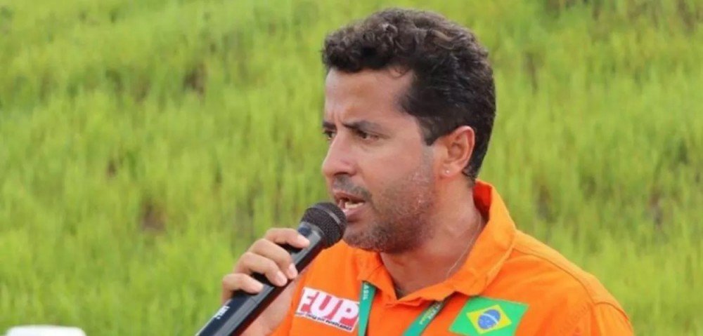 Segundo Deyvid Bacelar, Alexandre Silveira deu uma punhalada em Lula