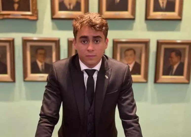 Cerca de 100 mil assinaturas foram recolhidas para a cassação de Nikolas Ferreira