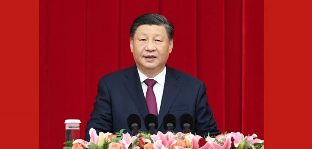 Xi Jinping garante terceiro mandato como presidente da China