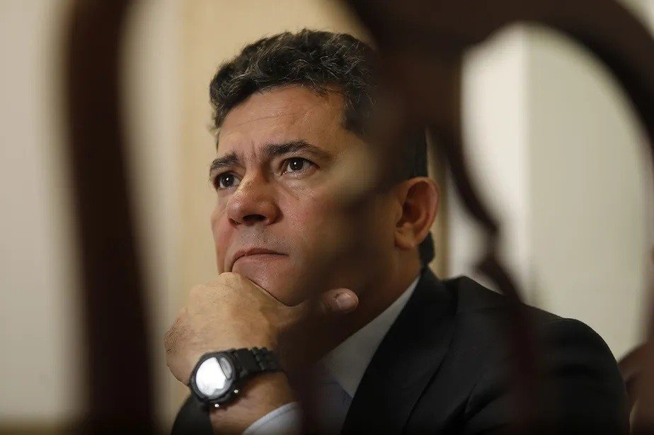 Após Moro atacar Zanin, ele é enquadrado por Cappelli