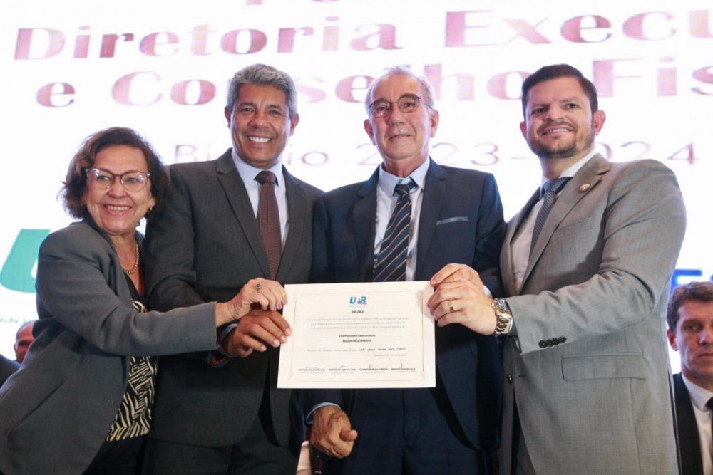 Nova diretoria da UPB toma posse em Salvador com presença do Governador Jerônimo Rodrigues