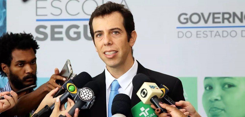 A Multilaser, da qual o secretário de Tarcísio é acionista, foi multada por atrasar a entrega de notebooks para escolas