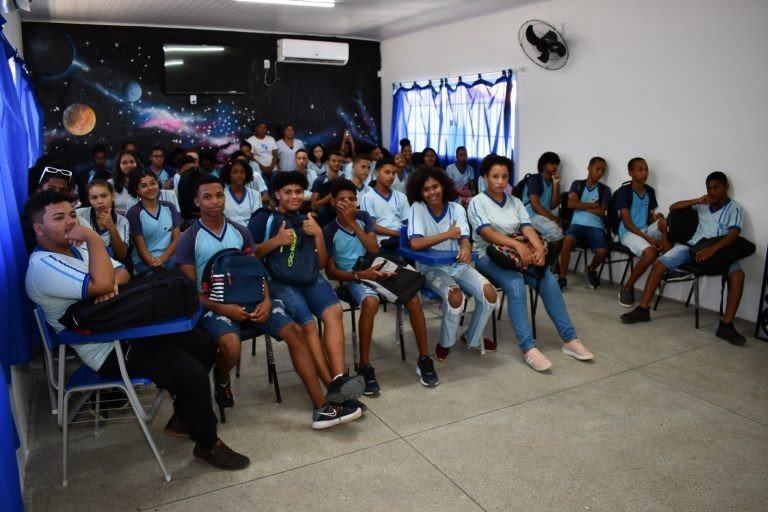 Março Mulher: Violência doméstica é tema de roda de conversa na Rede Municipal de Ensino