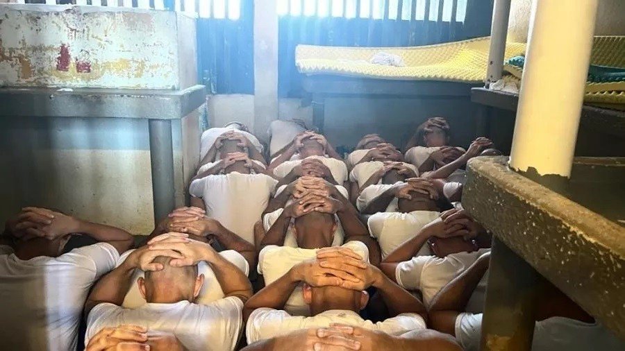 Presídios do RN são denunciados em relatório por tortura, surto de tuberculose e fornecimento de comida estragada