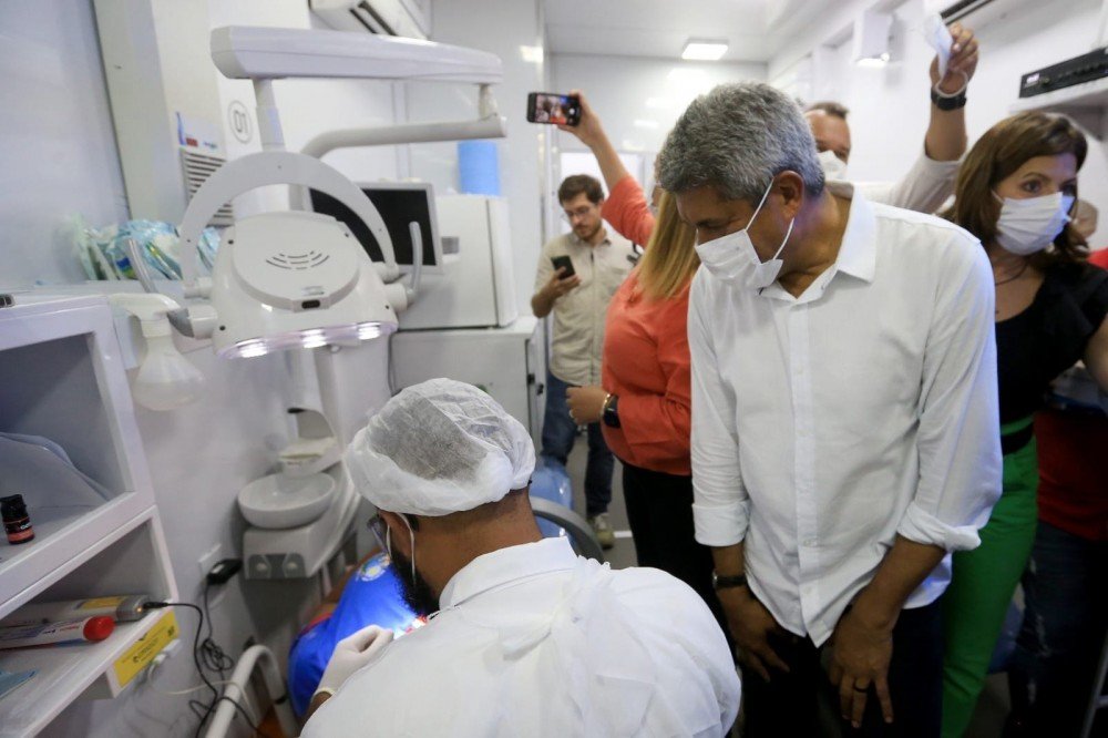 Foi lançado por Jerônimo Rodrigues um programa voltado para o atendimento à saúde de estudantes e professores da rede estadual