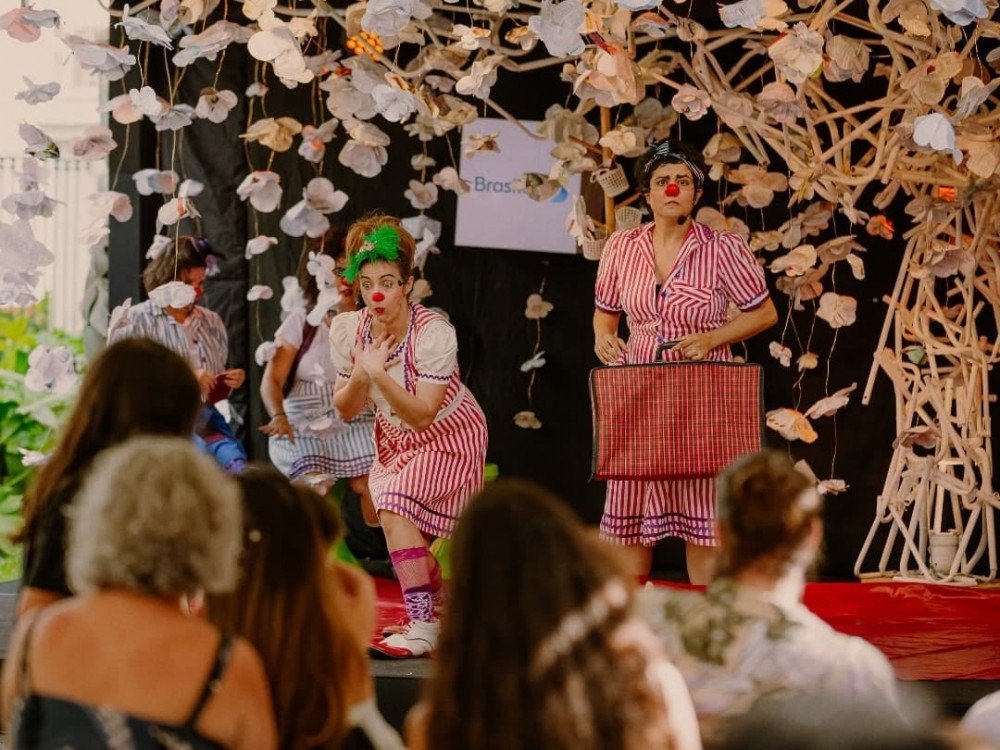 Programação cultural diversificada marca encerramento do mês do Teatro e do Circo no Sesc Alagoinhas