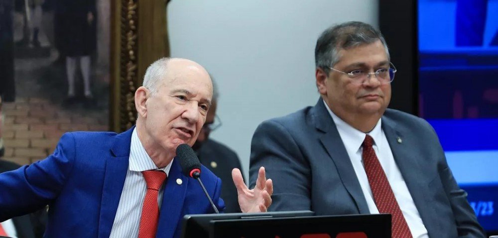 Não foi Rui Falcão quem disse “vai, chupetinha” em sessão da CCJ