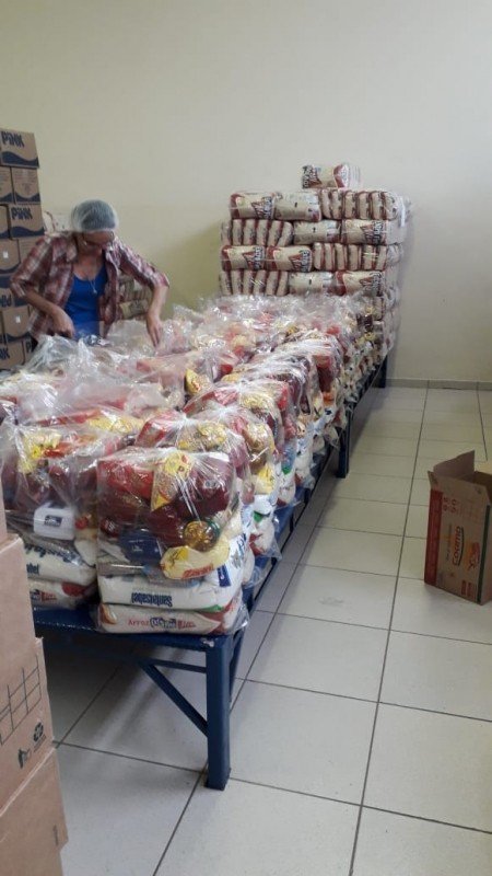 Escolas estaduais são pontos para a arrecadação de alimentos do Programa Bahia sem Fome