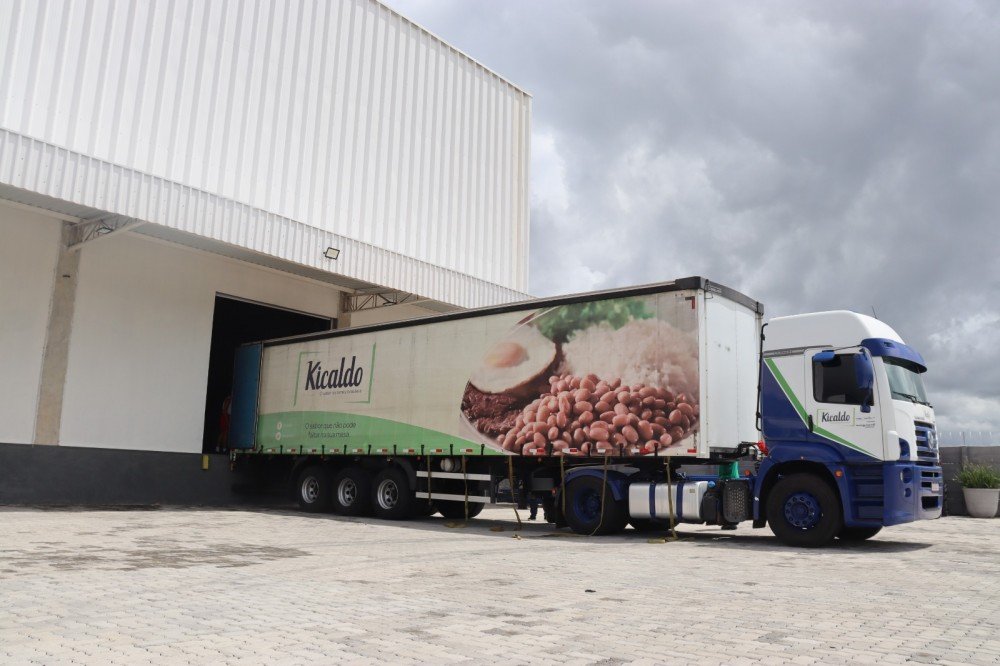 Bahia Sem Fome recebe 20 toneladas de feijão em primeira doação articulada pela SDE