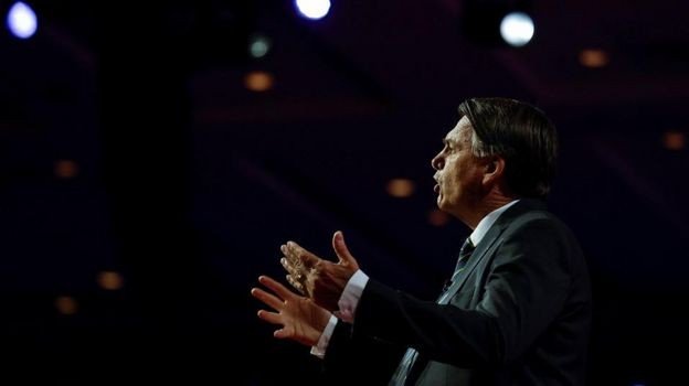 Saiba o que o ex-presidente precisa responder no caso das joias sauditas