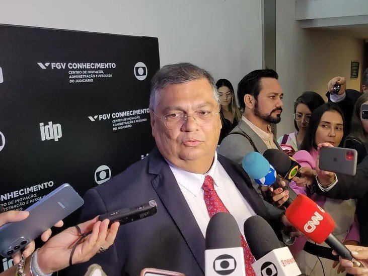 (Vídeo) Flávio Dino solicita ao STF que Deltan Dallagnol seja incluído no inquérito das fake news