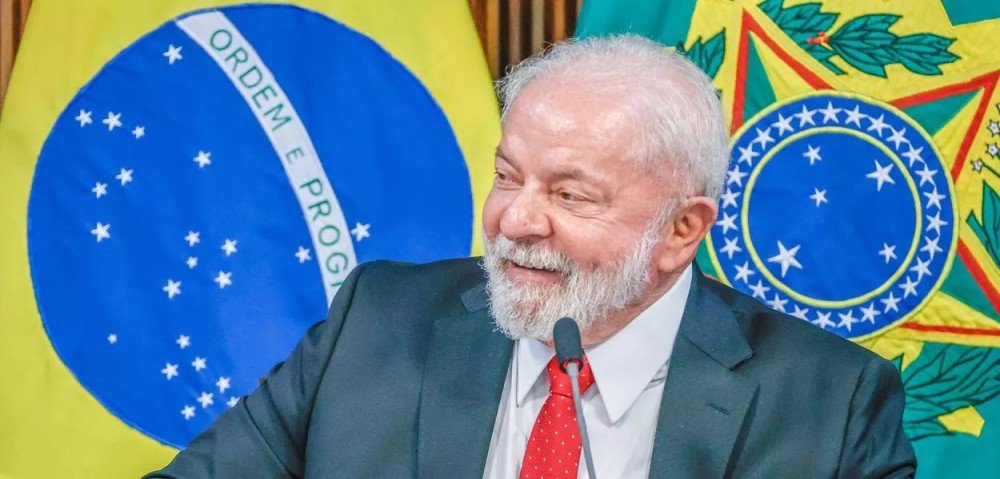 Lula completa 100 dias de governo e realiza reunião ministerial para definir os próximos passos
