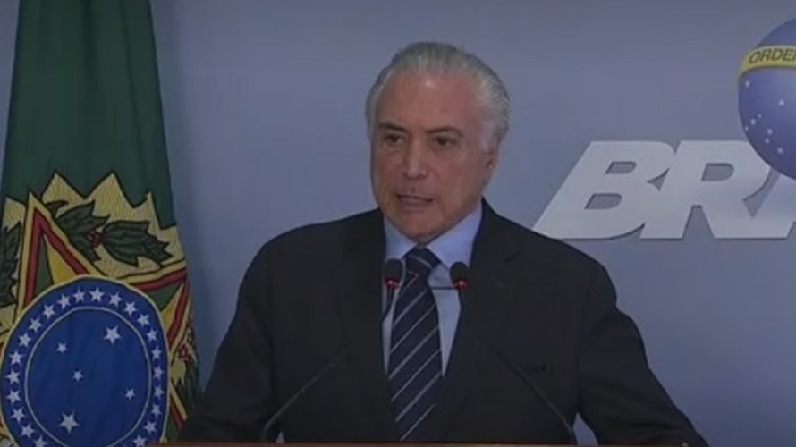 Greve de caminhoneiros: acionei as forças armadas de segurança, afirma Temer
