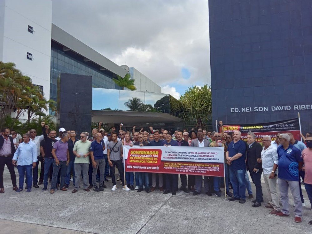 Os profissionais da Segurança Pública na Bahia estão exigindo aumento salarial