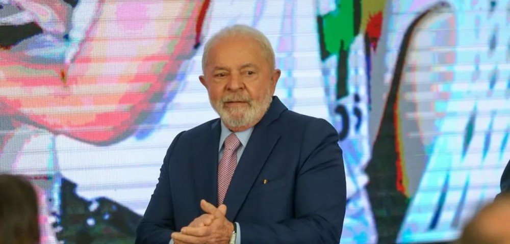 O presidente Lula firmará treze acordos com Portugal e outros quatro com a Espanha