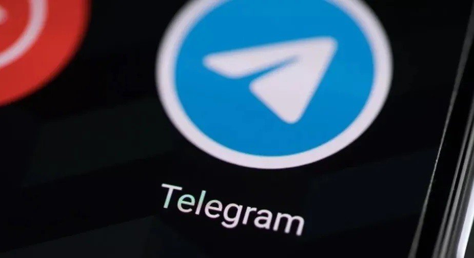 O Ministério da Justiça iniciou um processo e poderá suspender o Telegram por não colaborar suficientemente no combate à violência nas escolas