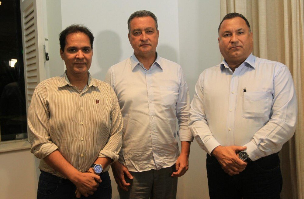 Rui garante a UPB apoio para combustível chegar ao interior da Bahia