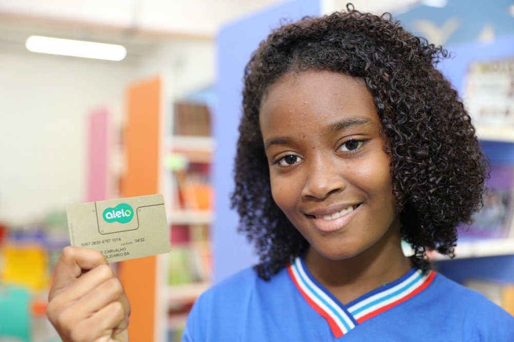 Na próxima segunda-feira (15), Estado realiza novo crédito de R$ 52 milhões do Bolsa Presença para famílias de estudantes