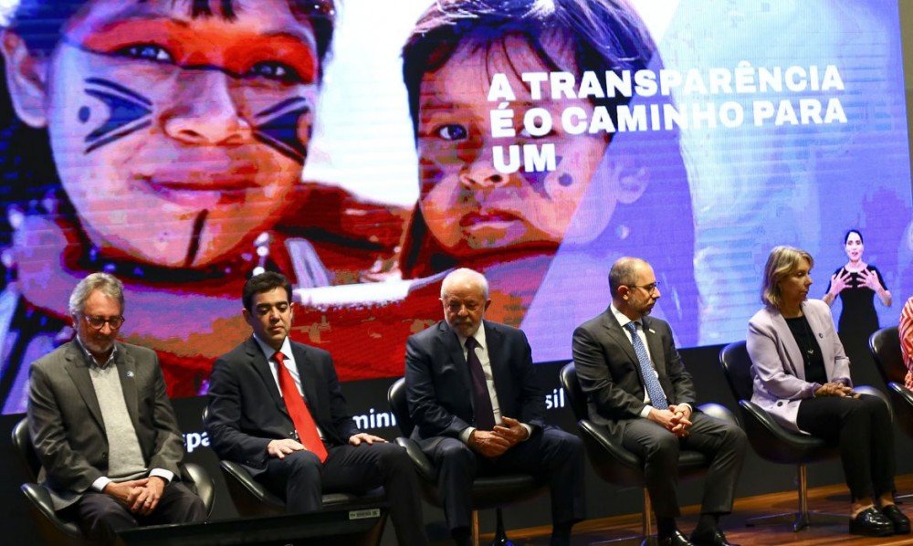 Governo altera regras de acesso a documentos com sigilo de 100 anos