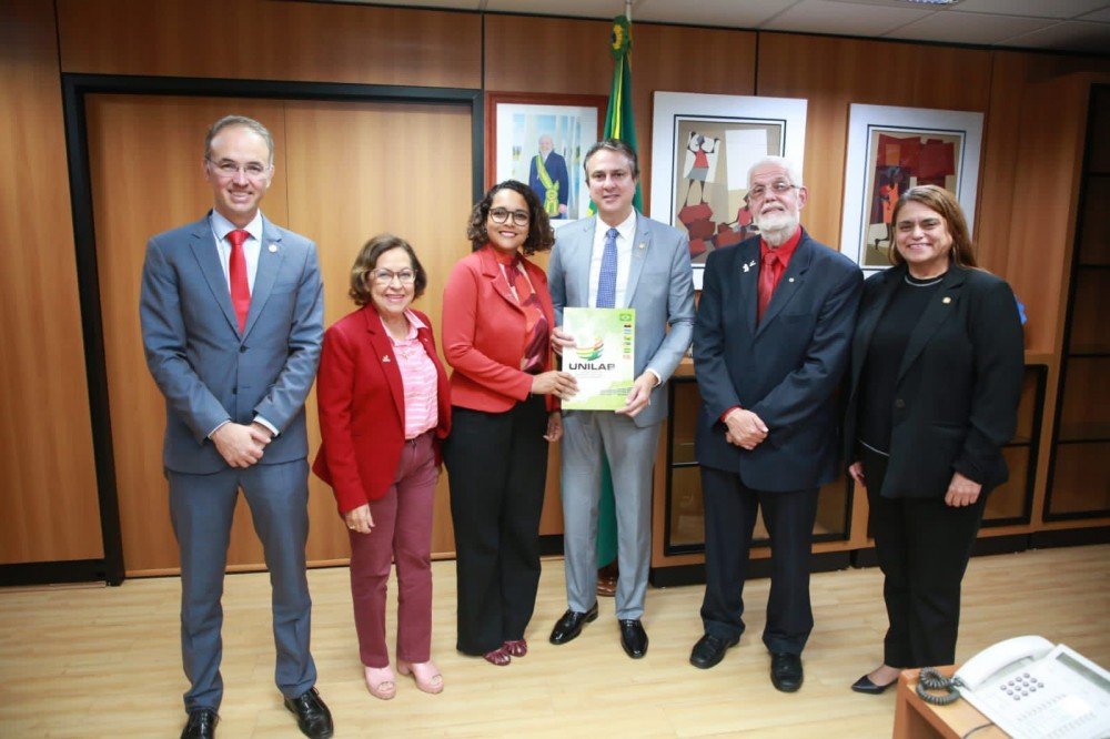 O Governo Federal garante a retomada das obras da Unilab