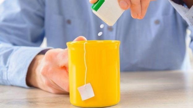 A OMS emite um alerta sobre os potenciais riscos à saúde associados ao consumo de adoçantes artificiais