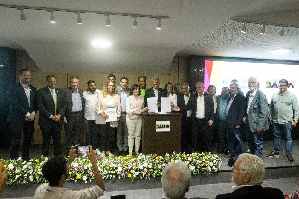 A rede estadual de saúde da Bahia receberá um investimento adicional de mais de R$ 300 milhões para sua expansão