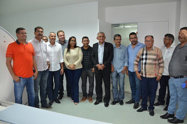 Joaquim Neto se reúne com prefeitos do Consórcio de Saúde e visita Policlínica Regional
