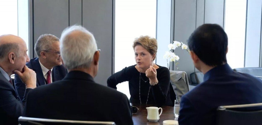 Dilma: Sanções tornaram sistema financeiro mundial arriscado para o Sul Global e NBD construirá alternativas