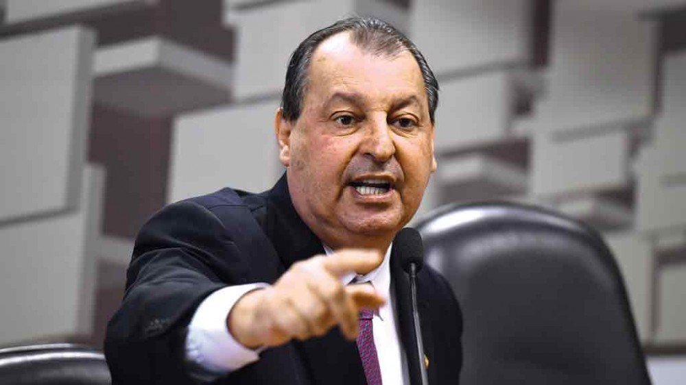 Comissão do Senado irá analisar o arcabouço fiscal, e o senador Omar Aziz foi designado como relator para o tema