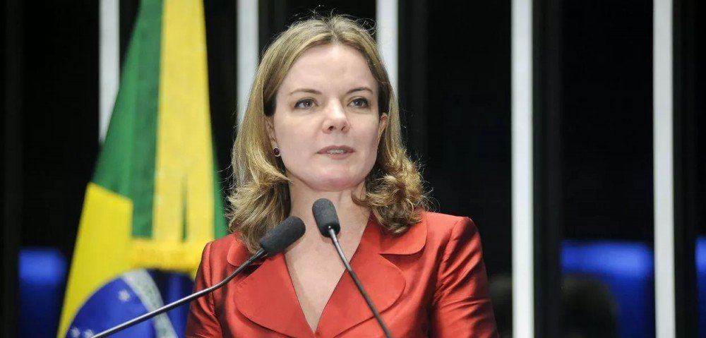 Gleisi diz: 'Bolsonarismo faz estrago na Câmara', após aprovação do marco temporal