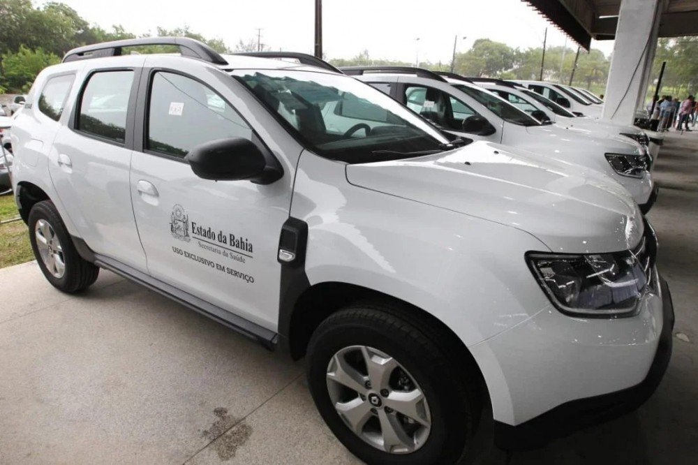 No interior, estado entrega equipamentos e veículos para reforçar a saúde básica