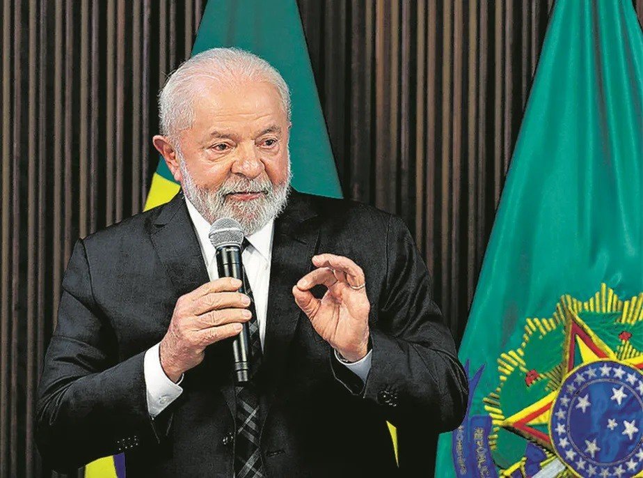 Lula apresenta o Plano Safra 2023, que disponibilizará um financiamento de R$ 364 bilhões destinado aos produtores médios e grandes