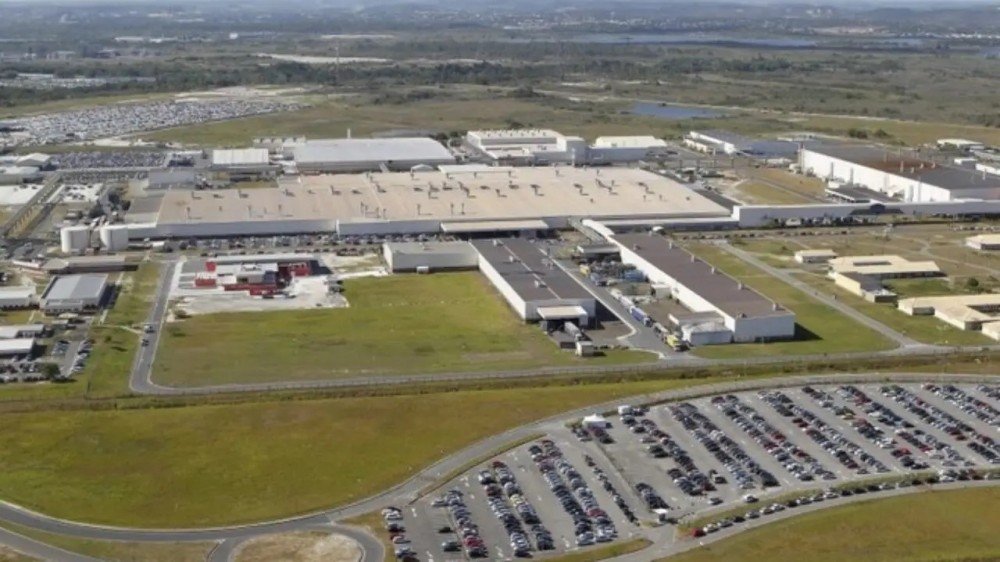 Montadora chinesa BYD está prestes a anunciar a fabricação de veículos elétricos na antiga fábrica da Ford na Bahia