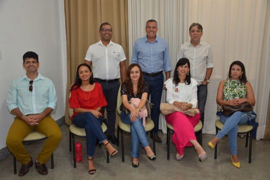 Prefeitura empossa novos servidores