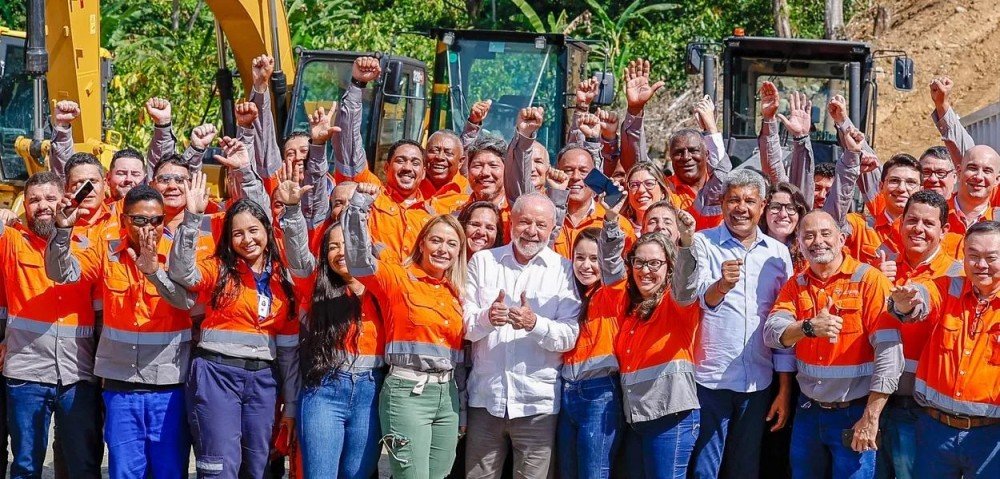 Lula aprova legislação que estabelece equiparação salarial entre homens e mulheres