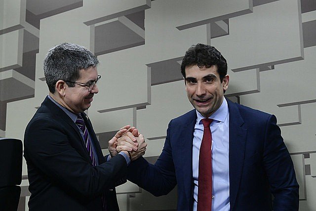 Senado aprova diretores do BC indicados por Lula em meio a pressão por queda da Selic