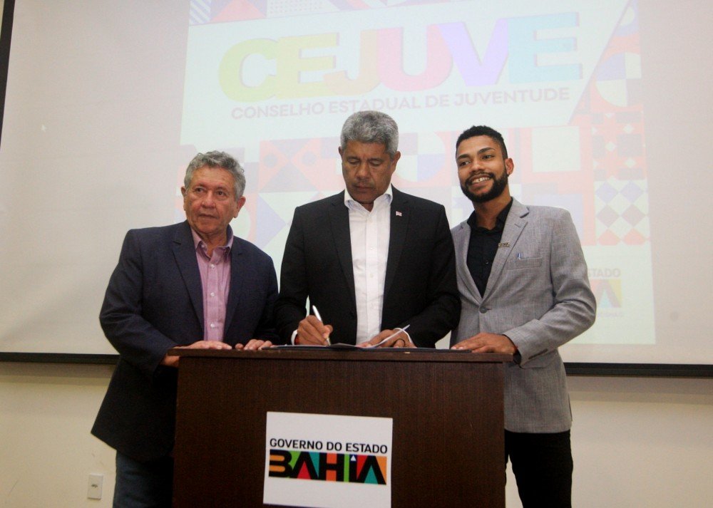 Em Salvador, Jerônimo participa da Cerimônia de Posse do Conselho Estadual de Juventude da Bahia