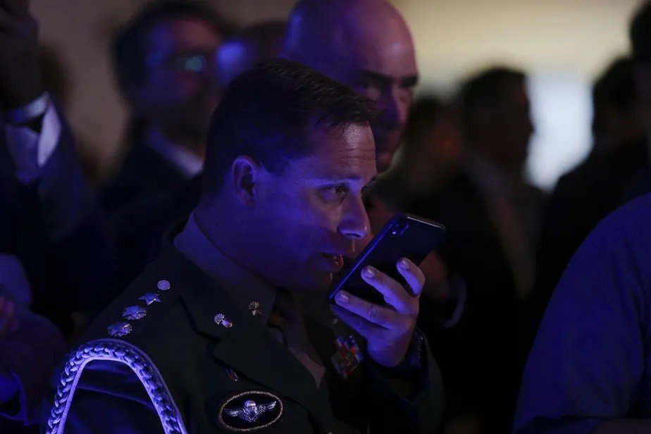 CPI: ex-assessor de Bolsonaro deve ser perguntado sobre golpe, vacina, joias e gastos de Michelle